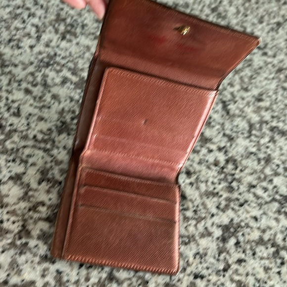 Louis Vuitton Wallet - Picture 5 of 7